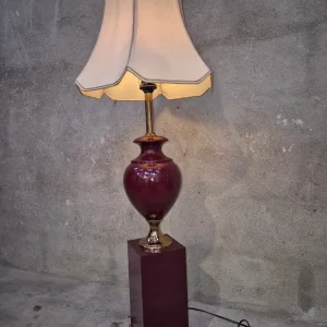 Grande lampe bordeaux