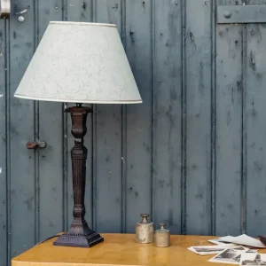 Suzanne, la lampe à poser en métal N°109 Isabelle