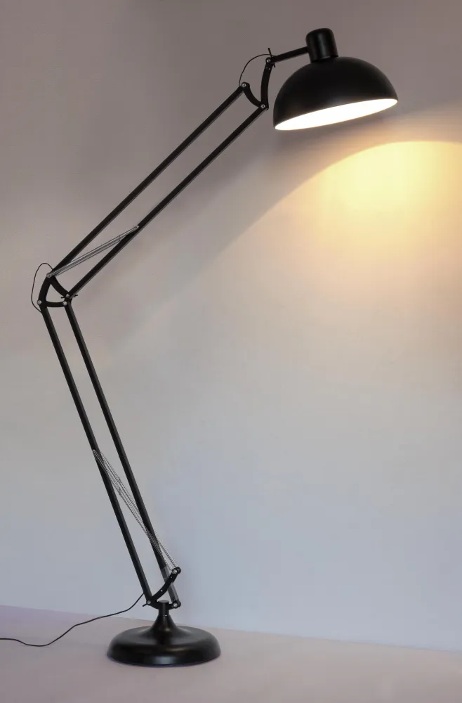 Lampadaire de style rétro, h 230 cm avec abat-jour noir pour usage intérieur
