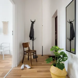 Lampadaire Vertical noir H260 Mantra 7359