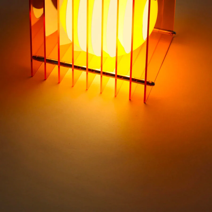 Lampe Lop Petit carré en acrylique orange