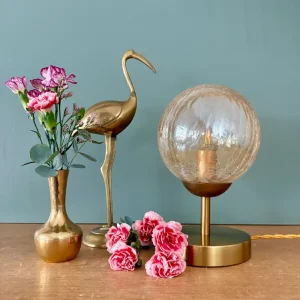 Lampe à poser globe vintage en verre ambré (BA1)
