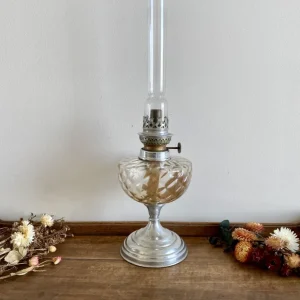 Lampe à pétrole vintage
