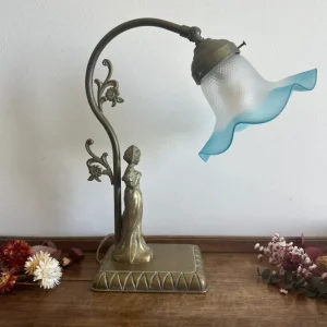Lampe style Art Nouveau socle en bronze globe bleu