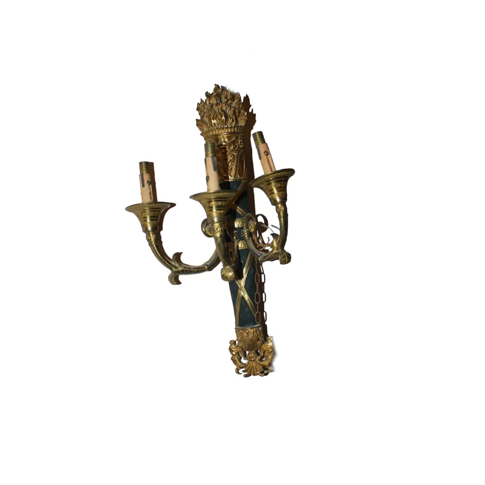 Lot de 3 appliques françaises en bronze – Style Empire, milieu XIXe siècle (Prix à l’unité)