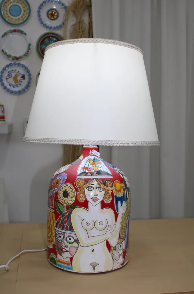 Lume Lito Fondo Rosso