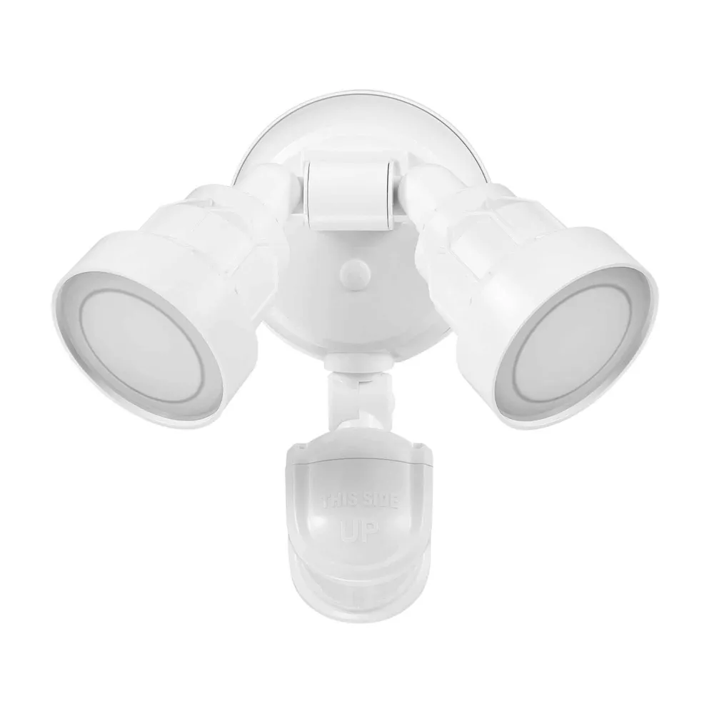 Luminaire de sécurité DEL câblé à 2 lumières avec détecteur de mouvement 180° avec luminosité réglable, blanc
