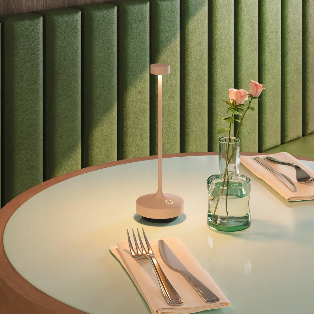 Lot de 6 Lampe de table sans fil LED blanc chaud dimmable RUBY CREAM H25cm Beige avec plateau de chargement Lumisky