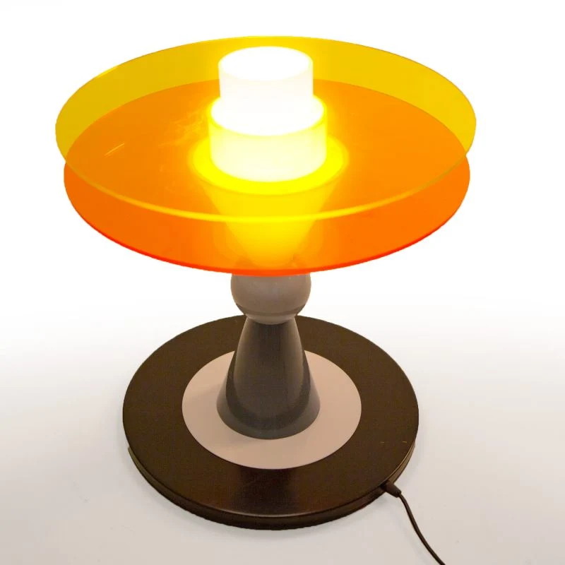 Lampe de table Bay par Ettore Sottsass - Memphis Milano