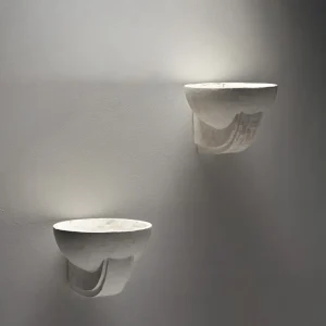 PAIRE D'APPLIQUES EN PLÂTRE, 1940s