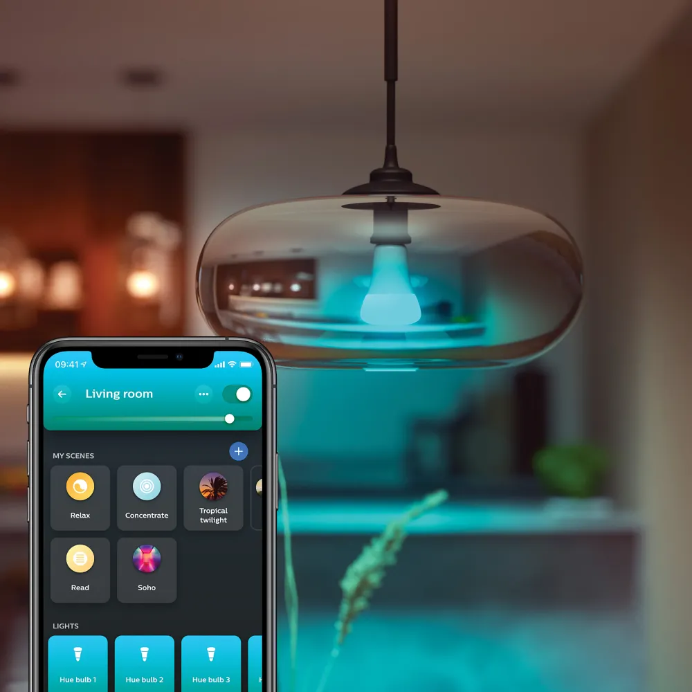 Philips Hue White and Color Ambiance Bombilla RGBW E27 15W 1521lm 28815700