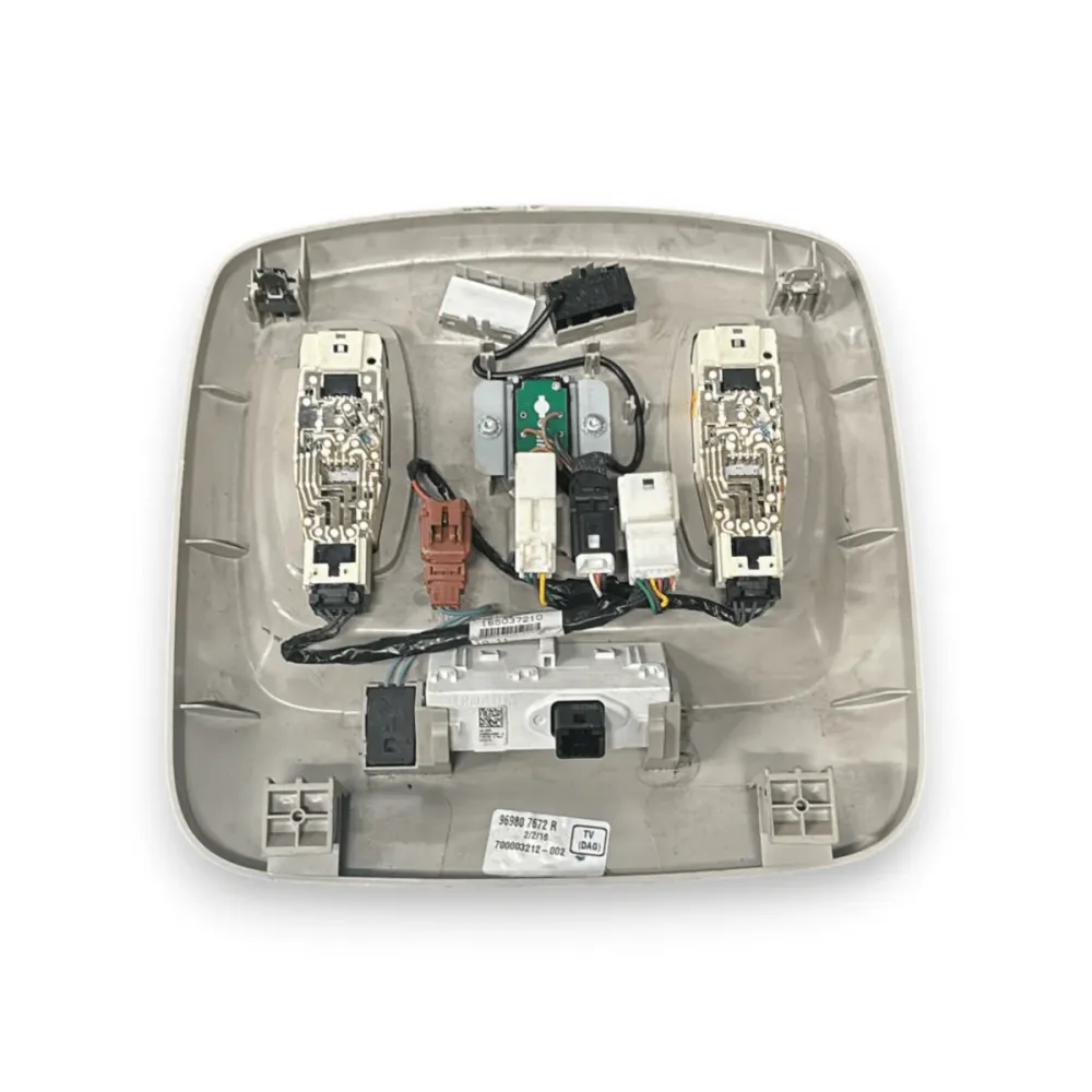 Plafonnier de toit intérieur Renault Kadjar cod:969807672r (2015-2022)