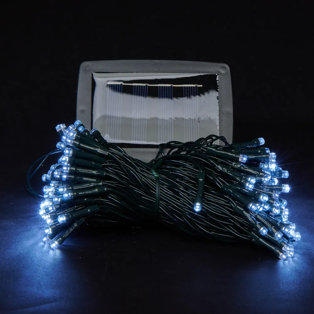 Guirlande de 150 ampoules à DEL à l'énergie solaire Solar Living – blanc pur - 55 pi