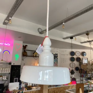 Suspension artisanale blanche en céramique Mademoiselle Louise