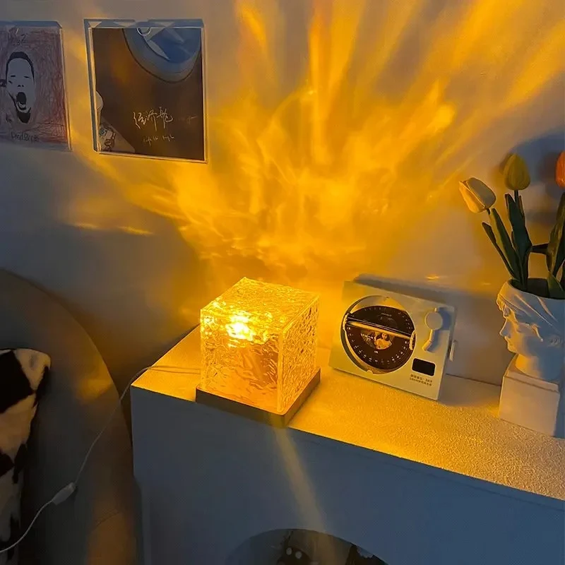 Veilleuse rotative à motif d'eau (Togo)