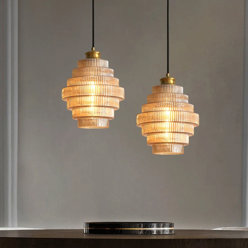 VerreLuxe – Lampe en verre et laiton élégante