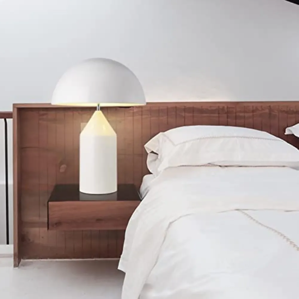 Volu Lampe De Table Tactile Bouton De Chevet, pour Chambre Salon Étude Lumière Moderne Abat-Jour en Métal De Luxe en Forme...