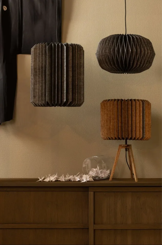 Lampe de table en papier noir Bones 58x36 cm WOOOD