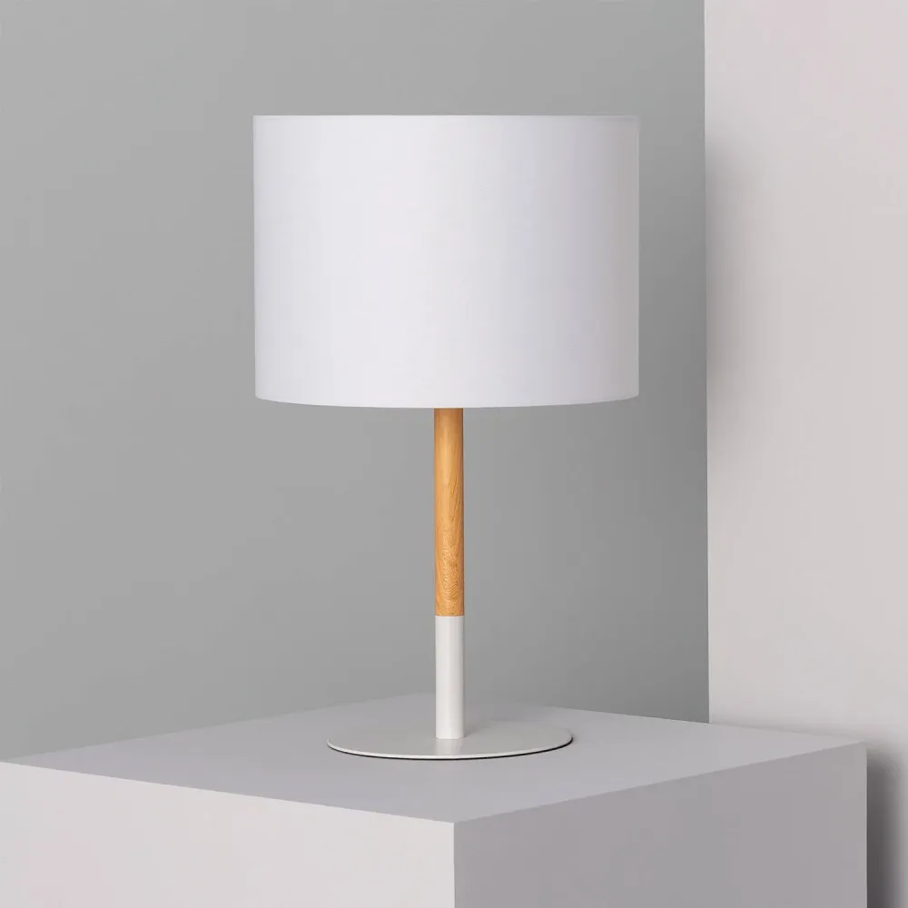 Plafonnier à lumière directionnelle Lampe de table Silinda connectée Wi-fi avec éclairage réglable par variateur