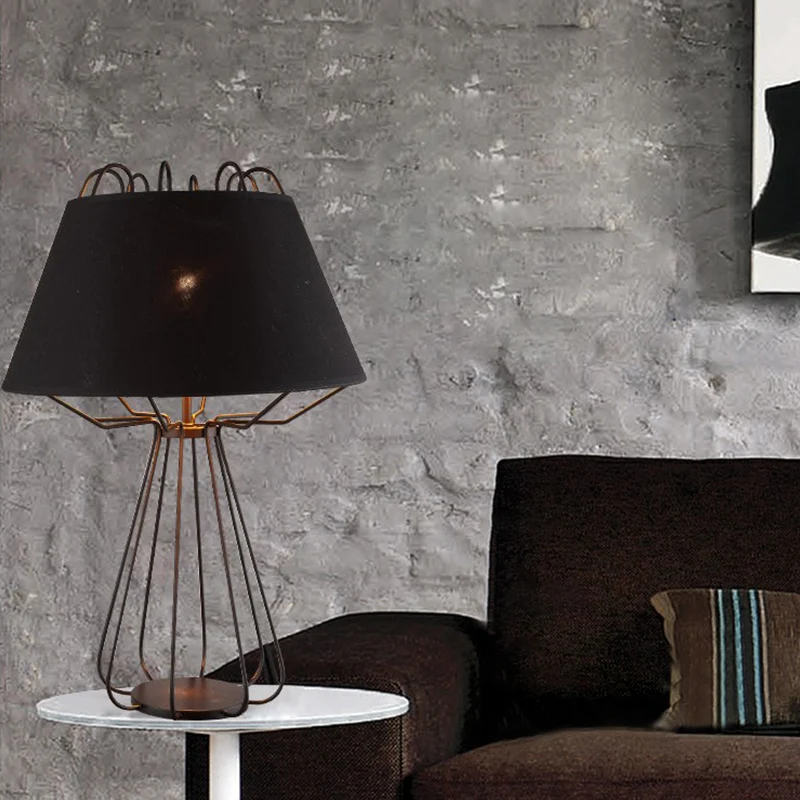 Abat-jour en tissu Lampe de table de nuit avec cadre en fer moderniste, 1 ampoule, finition blanche/noire, avec abat-jour...