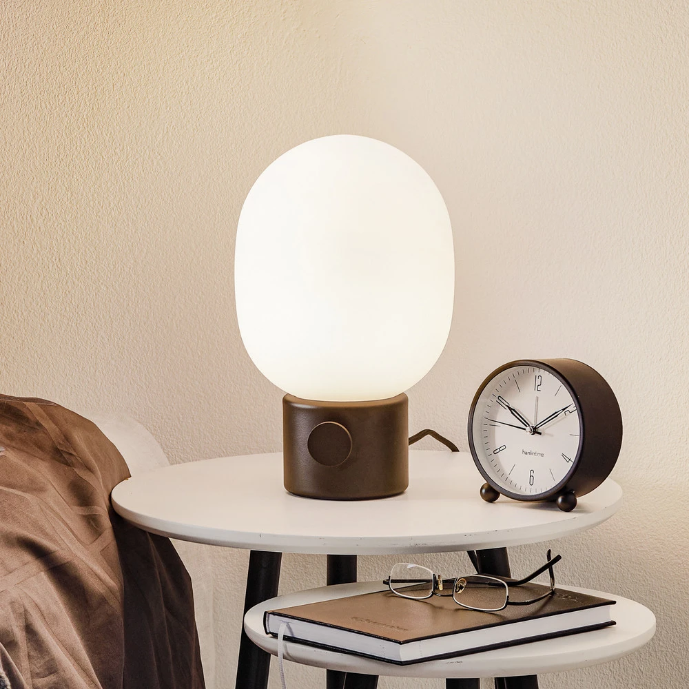Audo JWDA lampe à poser en acier inoxydable noir en papier artisanal