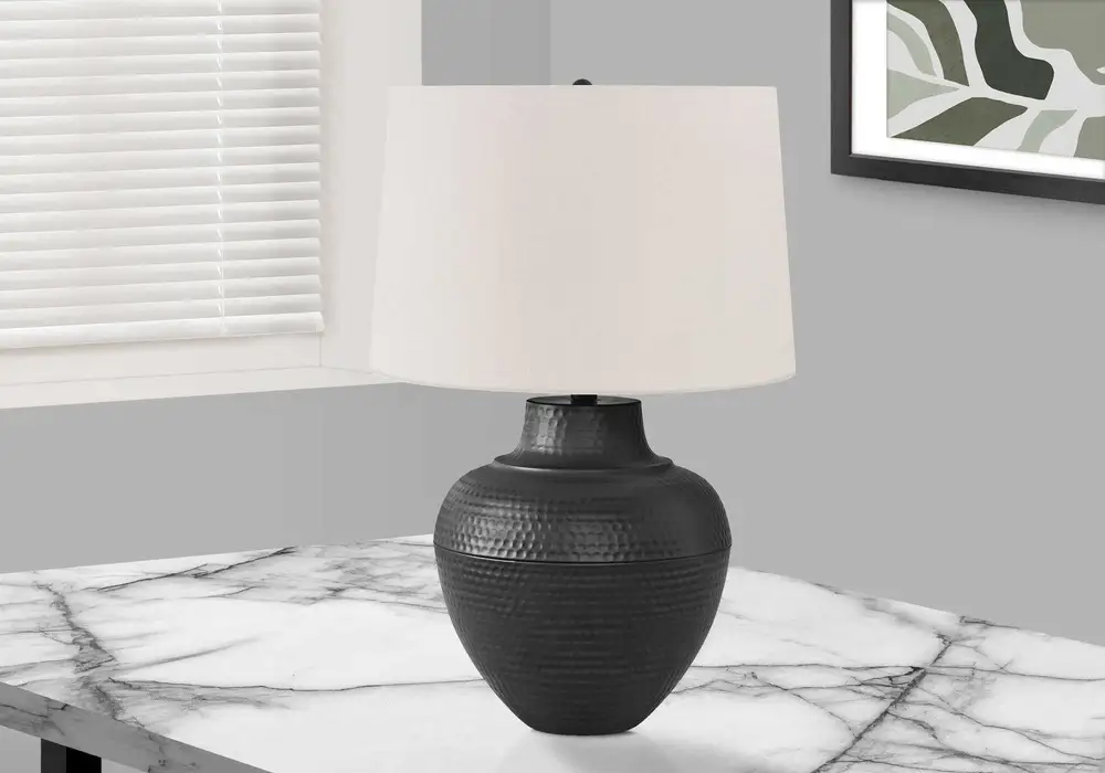 éClairage - Lampe De Table 26"H MéTal Noir / Abat-Jour Ivoire avec Abat-Jour Inclus
