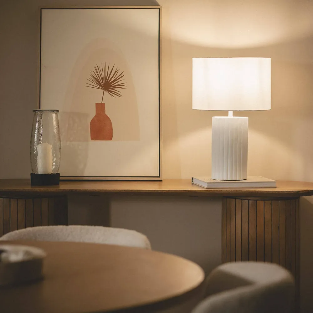 Haute Qualité Lampe de table en résine avec abat-jour en lin et agate