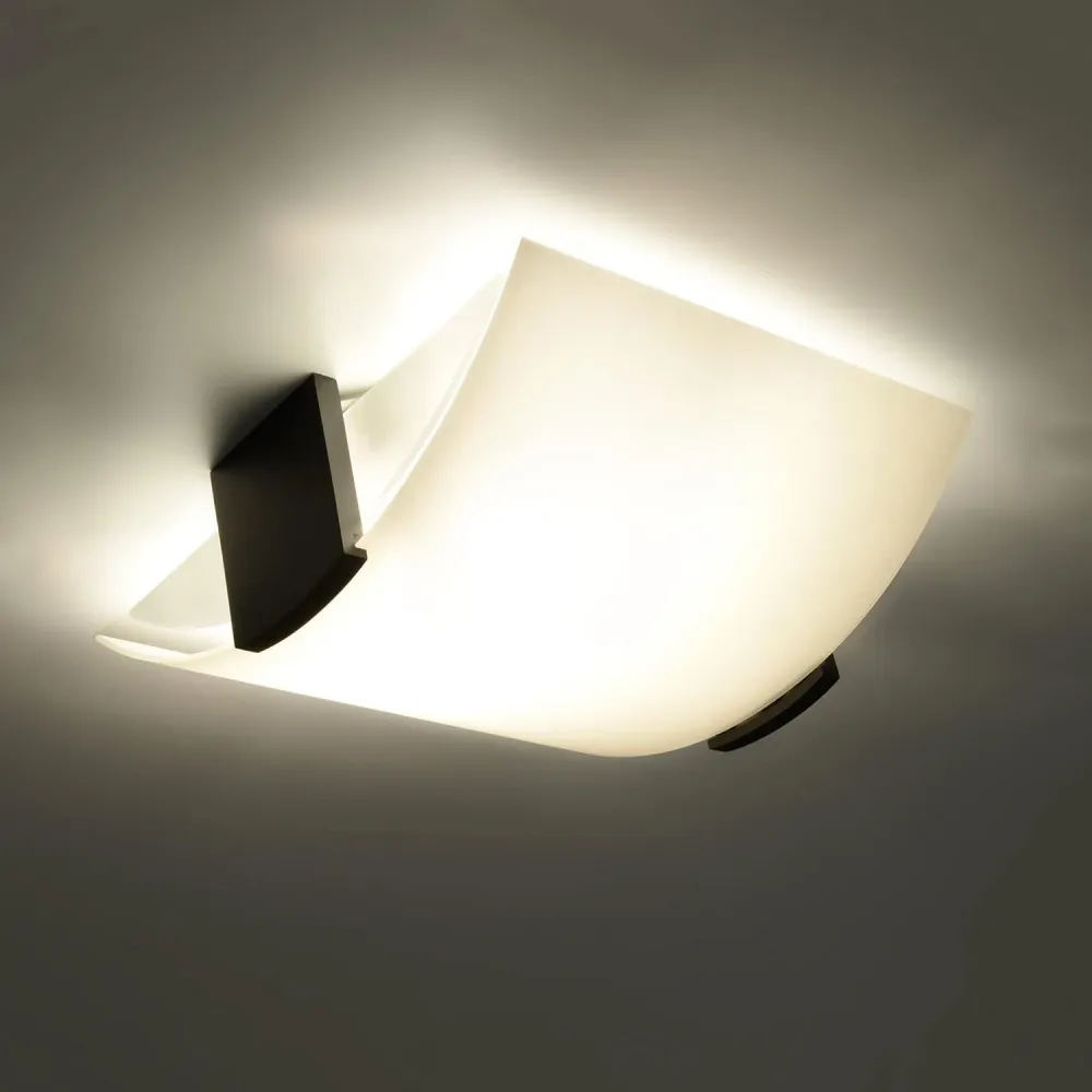 Luminaire de plafond à diffusion uniforme Lampe de plafond Emilio de SOLLUX avec éclairage LED intégré