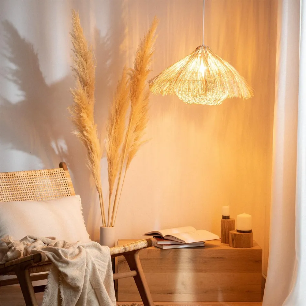 Lampe en rotin Shiyan avec éclairage LED intégré pour suspendre