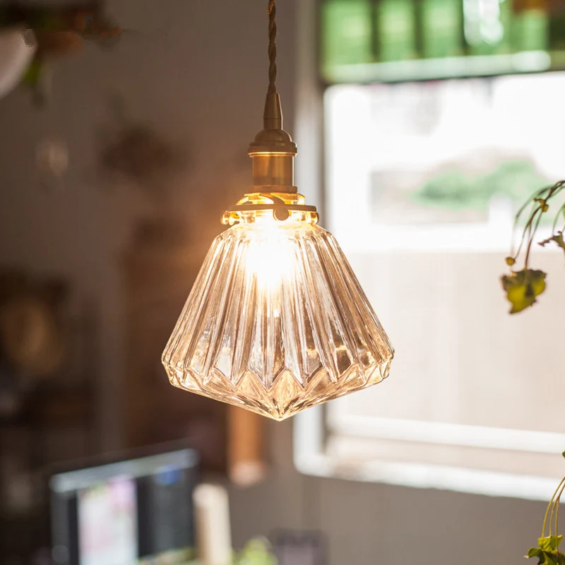 Lampe suspendue à 1 ampoule en forme de cône strié, laiton rustique, marron/verre diaphane, avec fond pointu