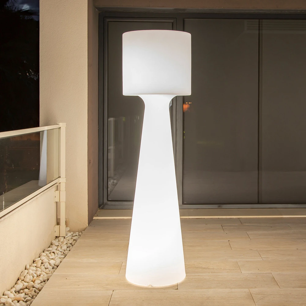 Socle en bois massif Newgarden Grace lampe sur pied LED Batterie, hauteur 140 cm