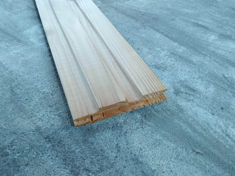Bardage douglas - 22x135 - L=4m (profil Tremolo)