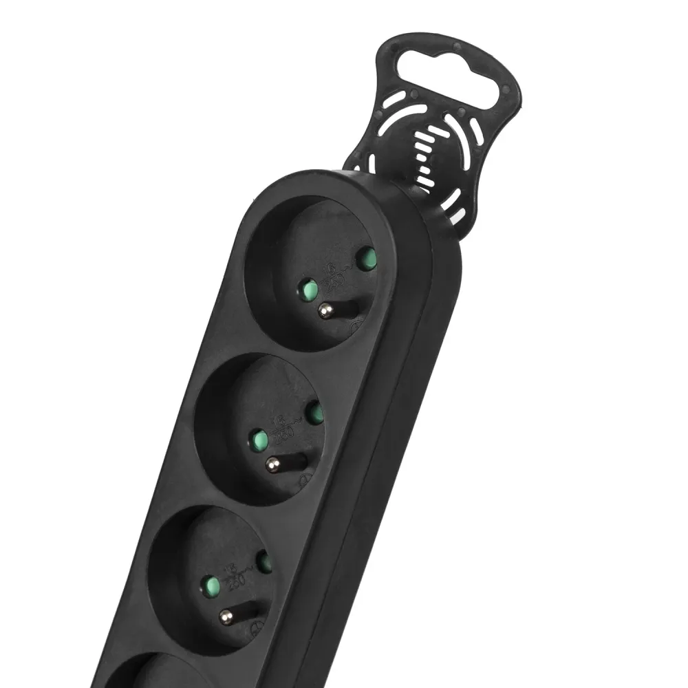 Rallonge 4 broches avec Maclean Energy MCE180 2300W noir 1,4 m pour ordinateurs et périphériques