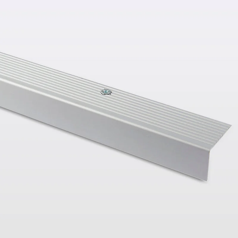Nez de marche en aluminium décor métal mat GoodHome 35 x 25 x 1800 mm.