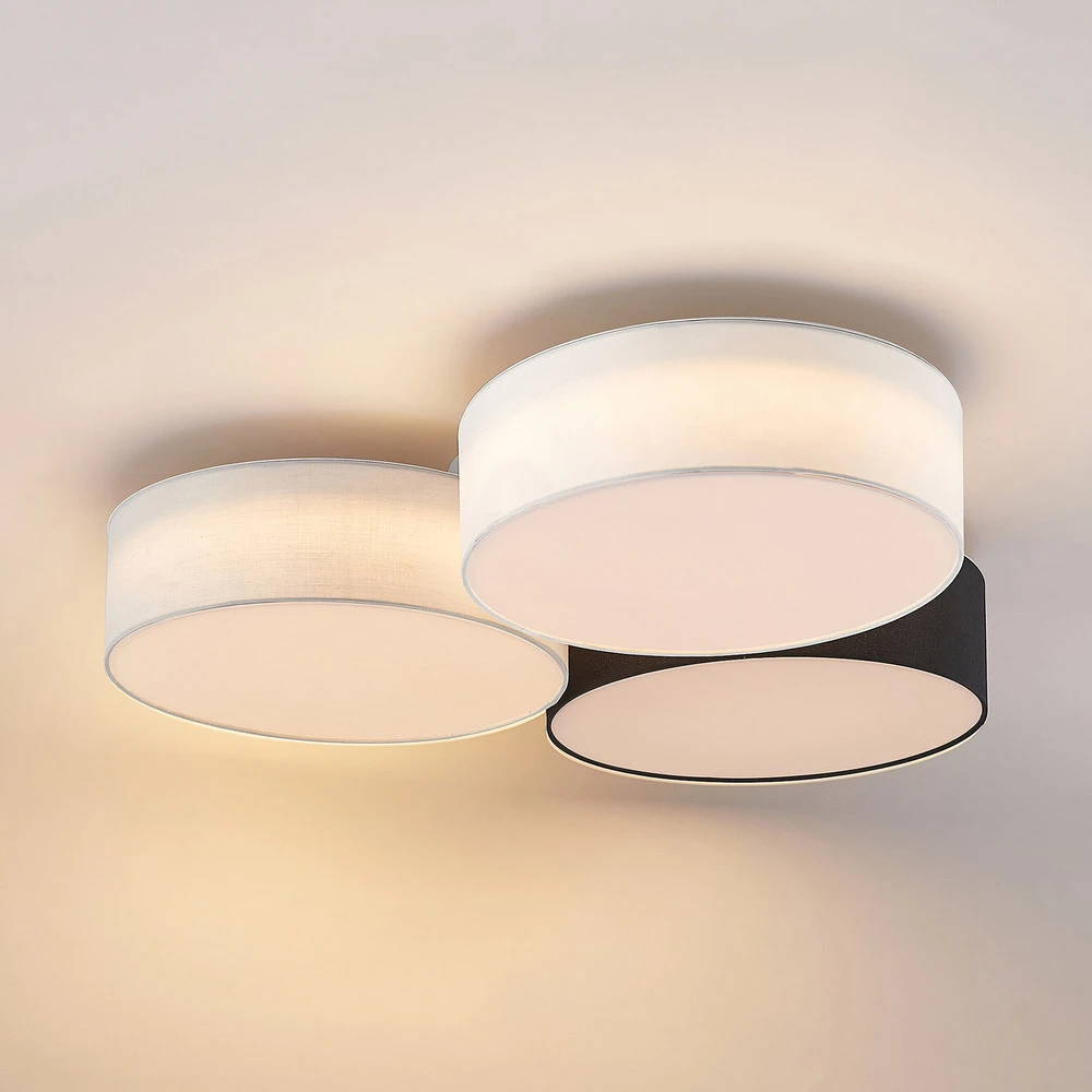 Lindby Janita Plafonnier LED, 3 lampes, tricolore avec base en bois