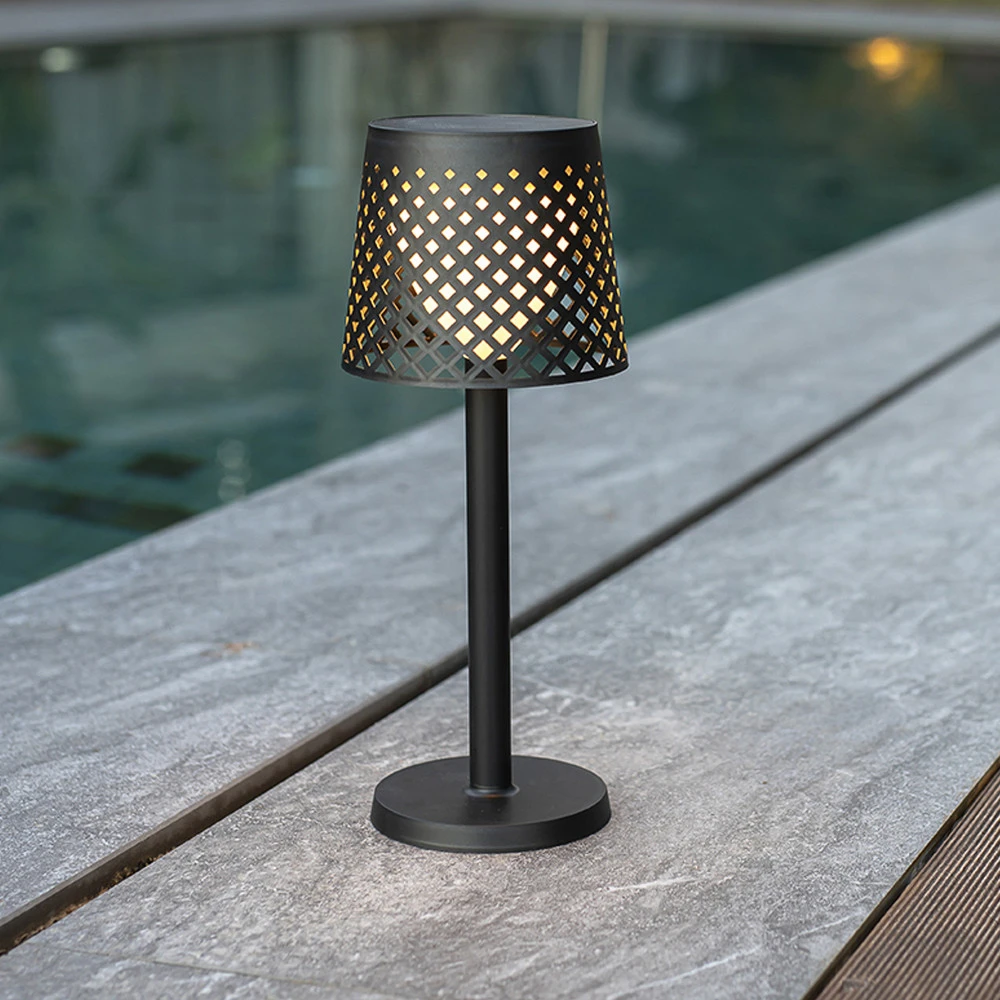 Newgarden Greta lampe solaire LED, noire avec 16 couleurs RVB