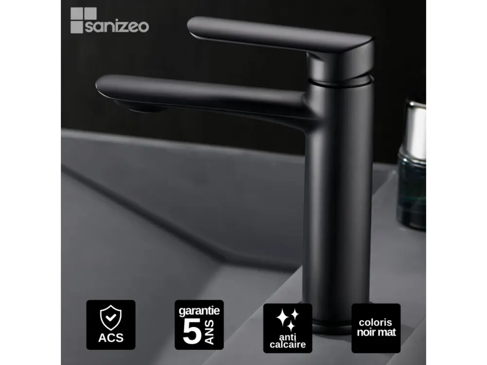 Mitigeur mural Robinet Mitigeur de Lavabo anti-calcaire Bas Noir Mat IMEX Sanizéo URAL BDG040-1NG