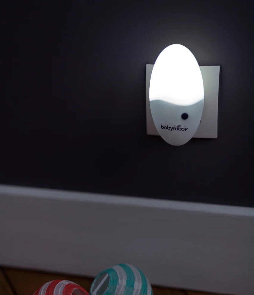 Veilleuse murale Babymoov pour miroir de salle de bain